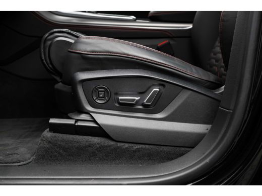 Audi Q8 4.0 TFSI RS quattro 600PK | Trekhaak | Ceramisch | Soft-Close | B&O Advanced | Panorama Dak | Nac... ActivLease financial lease