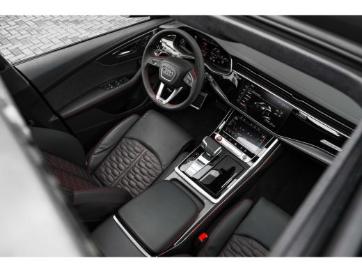 Audi Q8 4.0 TFSI RS quattro 600PK | Trekhaak | Ceramisch | Soft-Close | B&O Advanced | Panorama Dak | Nac... ActivLease financial lease