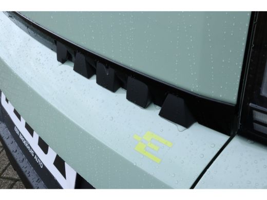 Fiat Grande Panda RED 11kW 44 kWh | Airco | Apple Carplay/Android Auto|telefoonintegratie premium | Cruise control ActivLease financial lease