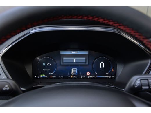 Ford Kuga 2.5 PHEV ST-Line | BLACK-PACK | Panoramadak | Trekhaak | Adaptive Cruise | BLIS | 360 camera ActivLease financial lease