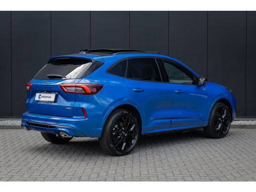 Ford Kuga 2.5 PHEV ST-Line | BLACK-PACK | Panoramadak | Trekhaak | Adaptive Cruise | BLIS | 360 camera ActivLease financial lease