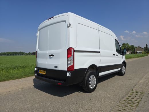 Ford Transit 350 2.0 TDCI L2 H2 - 130 Pk - Euro 6 - Airco - Cruise Control ActivLease financial lease