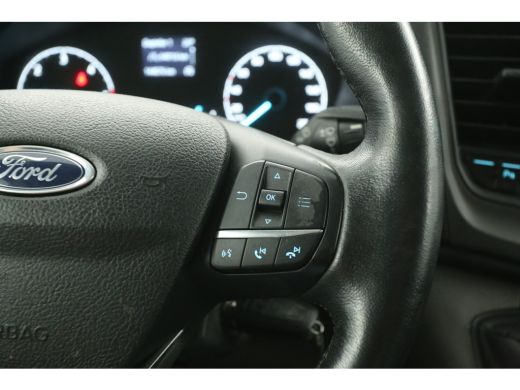 Ford Transit Custom 2.0 TDCI L1H1 | Airco | Cruise | 3 Zits | Trekhaak | Parkeersens. ActivLease financial lease