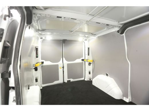 Ford Transit Custom 2.0 TDCI L1H1 | Airco | Cruise | 3 Zits | Trekhaak | Parkeersens. ActivLease financial lease