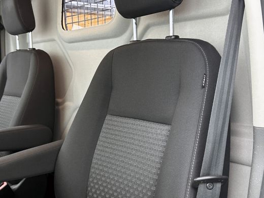 Ford Transit Custom 320 2.0 TDCI Automaat 131PK L2H1 / 2x Schuifdeur / Trekhaak / Pdc.+Camera / Safety & Comfort Pack... ActivLease financial lease