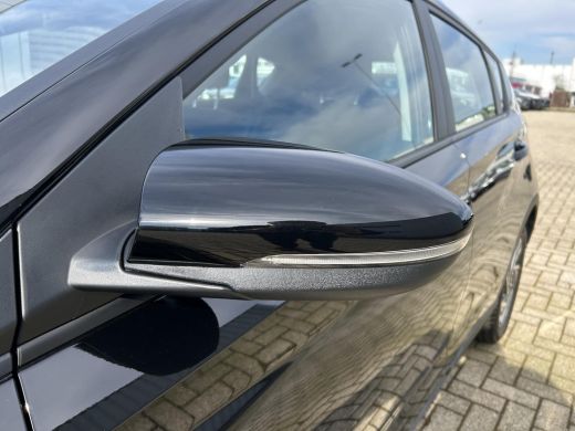 Hyundai Bayon 1.0 T-GDI Comfort | Cruise Control | Parkeersensoren | Achteruitrij camera | 16 "Lichtmetalenvelg... ActivLease financial lease