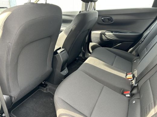 Hyundai Bayon 1.0 T-GDI Comfort | Cruise Control | Parkeersensoren | Achteruitrij camera | 16 "Lichtmetalenvelg... ActivLease financial lease