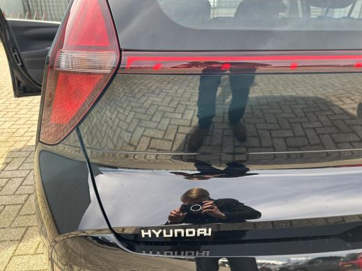Hyundai Bayon 1.0 T-GDI Comfort | Cruise Control | Parkeersensoren | Achteruitrij camera | 16 "Lichtmetalenvelg... ActivLease financial lease