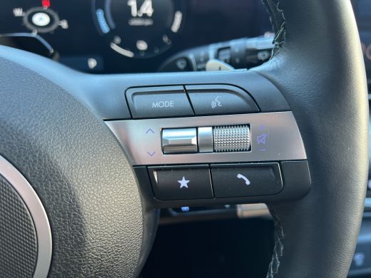 Hyundai Kona 1.6 GDI 141pk HEV Comfort Smart | Camera | Draadloos carplay | Climate control | Adaptive cruise ... ActivLease financial lease