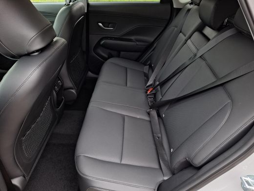 Hyundai Kona 1.6 GDI HEV Premium Sky | Uit voorraad leverbaar! | Schuif-/kantel dak | Elektrische stoelen | St... ActivLease financial lease