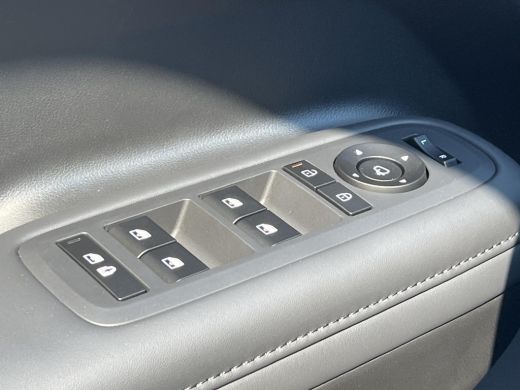 Hyundai Santa Fe 1.6 T-GDI HEV Premium Sky 7p. | Apple Carplay / Android Auto | Adaptieve Cruise Control | 360 Cam... ActivLease financial lease