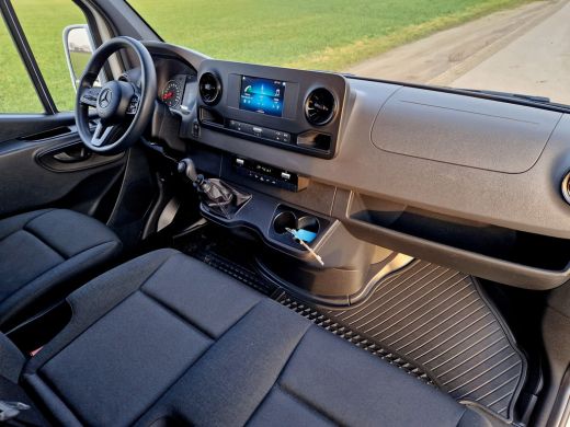 Mercedes-Benz Sprinter 211 1.9 CDI L2 H2 - 110 Pk - Euro 6 - Airco - Cruise Control - ParkeerCamera ActivLease financial lease