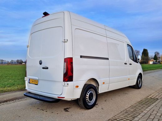 Mercedes-Benz Sprinter 211 1.9 CDI L2 H2 - 110 Pk - Euro 6 - Airco - Cruise Control - ParkeerCamera ActivLease financial lease