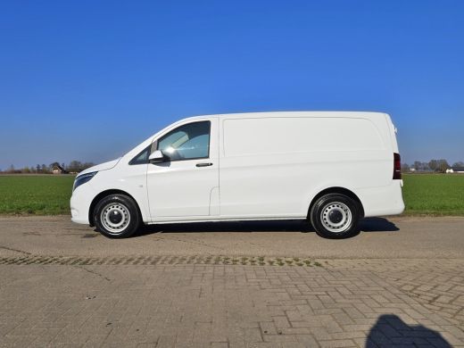 Mercedes-Benz Vito 116 CDI L2 H1 - 160 Pk - Euro 6 - AUTOMAAT - ParkeerCamera - Airco - Cruise Control ActivLease financial lease