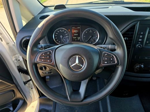 Mercedes-Benz Vito 116 CDI L2 H1 - 160 Pk - Euro 6 - AUTOMAAT - ParkeerCamera - Airco - Cruise Control ActivLease financial lease