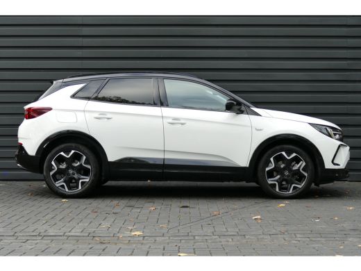 Opel Grandland 1.2 TURBO 136PK HYBRID GS ULTIMATE AUTOMAAT | Achteruitrijcamera | Afwijkende dakkleur | Apple Ca... ActivLease financial lease