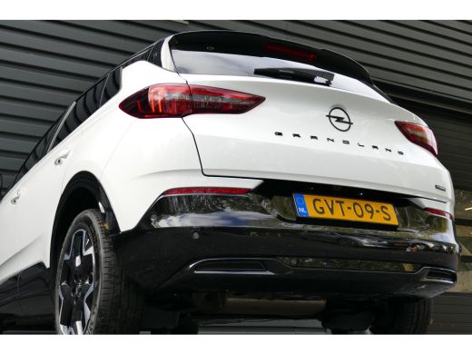 Opel Grandland 1.2 TURBO 136PK HYBRID GS ULTIMATE AUTOMAAT | Achteruitrijcamera | Afwijkende dakkleur | Apple Ca... ActivLease financial lease