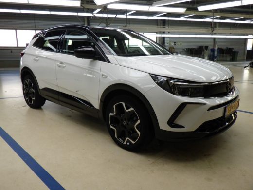 Opel Grandland 1.2 Turbo Hybrid GS | Automaat | Navigatie | Camera | Stoelverwarming + koeling | LED koplampen |... ActivLease financial lease
