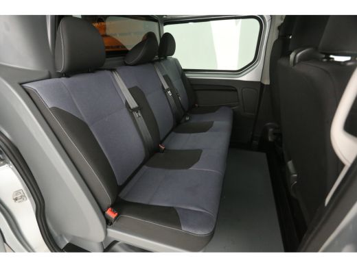 Opel Vivaro 1.6 CDTI L2H1 | DC | 6 Zits | Airco | Cruise | Trekhaak | Navi | Parkeersens. ActivLease financial lease