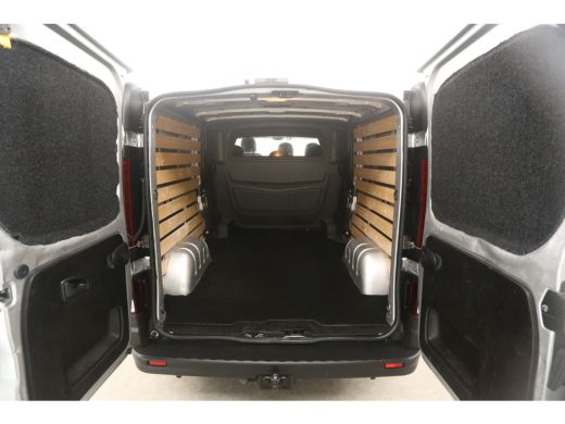 Opel Vivaro 1.6 CDTI L2H1 | DC | 6 Zits | Airco | Cruise | Trekhaak | Navi | Parkeersens. ActivLease financial lease