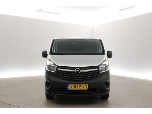 Opel Vivaro 1.6 CDTI L2H1 | DC | 6 Zits | Airco | Cruise | Trekhaak | Navi | Parkeersens. ActivLease financial lease
