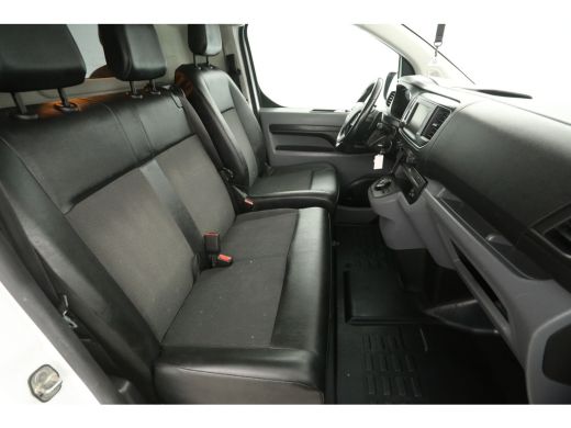 Opel Vivaro 2.0 CDTI L2H1 Innovation | Aut. | Airco | Cruise | 3 Zits | Trekhaak | Carplay | Imperiaal ActivLease financial lease