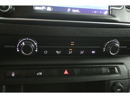 Opel Vivaro 2.0 CDTI L2H1 Innovation | Aut. | Airco | Cruise | 3 Zits | Trekhaak | Carplay | Imperiaal ActivLease financial lease