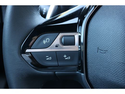 Peugeot 2008 1.2 Hybrid 136 Style | Cruise Control | Parkeersensoren achter | LED koplampen |Apple carplay | D... ActivLease financial lease