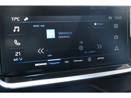 Peugeot 2008 1.2 Hybrid 136 Style | Cruise Control | Parkeersensoren achter | LED koplampen |Apple carplay | D... ActivLease financial lease