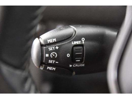 Peugeot 208 *1ste Eigenaar*Navigatie*Carplay*PDC* ActivLease financial lease