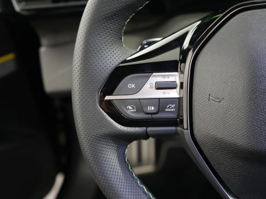 Peugeot 308 GT | Driver Sport Pack | Elektrische parkeerrem | Extra getinte achterste zijruiten en achterruit ActivLease financial lease