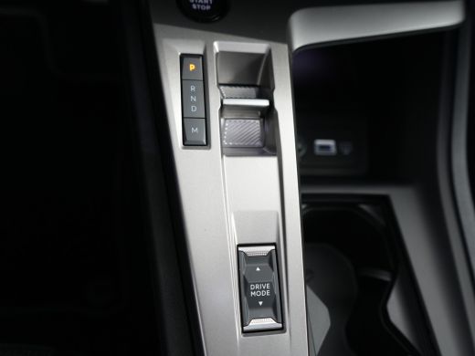 Peugeot 308 GT | Driver Sport Pack | Elektrische parkeerrem | Extra getinte achterste zijruiten en achterruit ActivLease financial lease