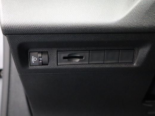 Peugeot 308 SW 1.2 PureTech Allure Pack Business | 360 camera | Climate Control | Apple Carplay/Android Auto ActivLease financial lease