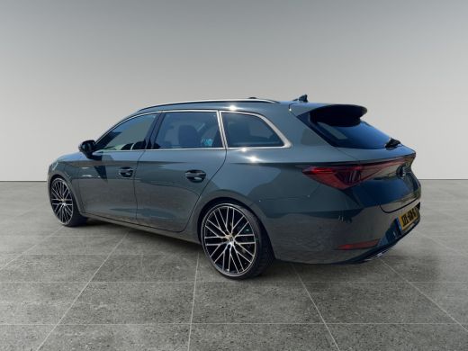 Seat Leon Sportstourer 1.5 TSI e-Hybrid 204pk DSG FR Business | Travel Assist | Matrix-LED | Verwarmbaar st... ActivLease financial lease