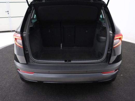 Skoda Karoq 1.5 TSI Business Edition Plus | Stoelverwarming | Adaptive cruise | Camera | Achterbankverwarming... ActivLease financial lease
