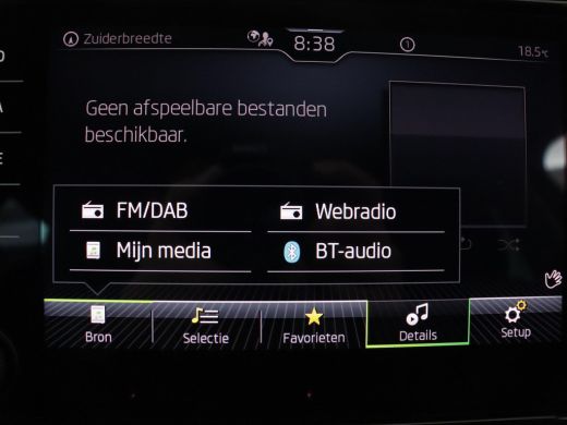 Skoda Karoq 1.5 TSI Business Edition Plus | Stoelverwarming | Adaptive cruise | Camera | Achterbankverwarming... ActivLease financial lease