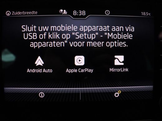 Skoda Karoq 1.5 TSI Business Edition Plus | Stoelverwarming | Adaptive cruise | Camera | Achterbankverwarming... ActivLease financial lease