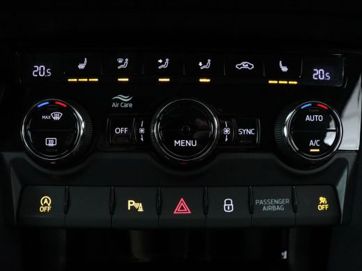 Skoda Karoq 1.5 TSI Business Edition Plus | Stoelverwarming | Adaptive cruise | Camera | Achterbankverwarming... ActivLease financial lease