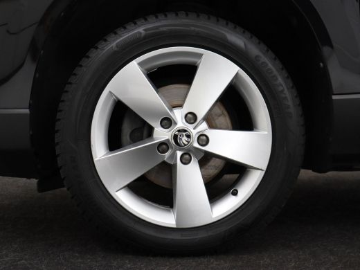 Skoda Karoq 1.5 TSI Business Edition Plus | Stoelverwarming | Adaptive cruise | Camera | Achterbankverwarming... ActivLease financial lease