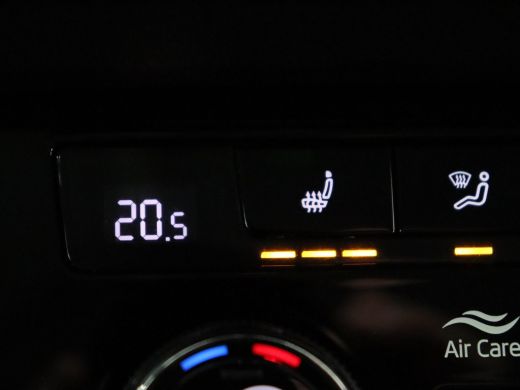 Skoda Karoq 1.5 TSI Business Edition Plus | Stoelverwarming | Adaptive cruise | Camera | Achterbankverwarming... ActivLease financial lease