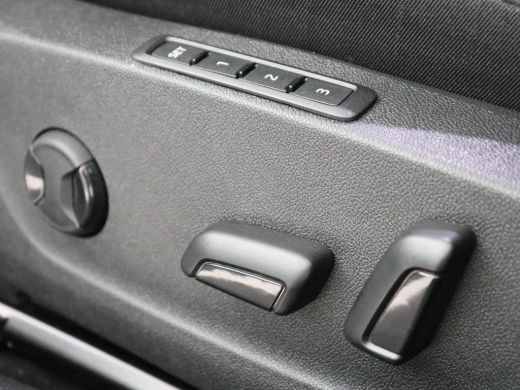 Skoda Octavia 1.5 e-TSI Business Edition | Stoelverwarming | Trekhaak | Camera | Carplay | Sfeerverlichting | M... ActivLease financial lease