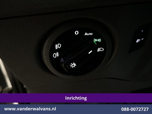 Volkswagen Crafter 2.0 TDI 141pk L3H3 L2H2 Inrichting Euro6 Airco | Camera | Apple Carplay | 3000kg Trekhaak | Cruis... ActivLease financial lease