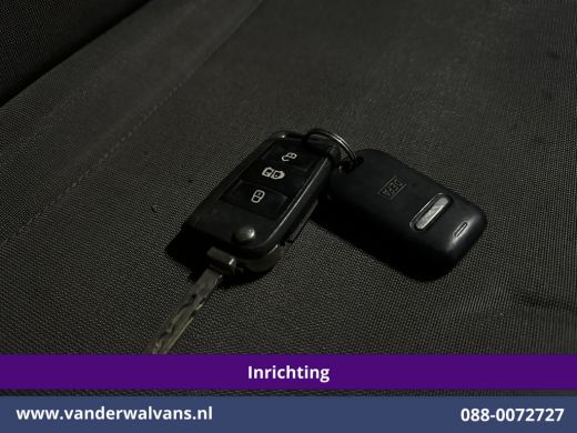 Volkswagen Crafter 2.0 TDI 141pk L3H3 L2H2 Inrichting Euro6 Airco | Camera | Apple Carplay | 3000kg Trekhaak | Cruis... ActivLease financial lease