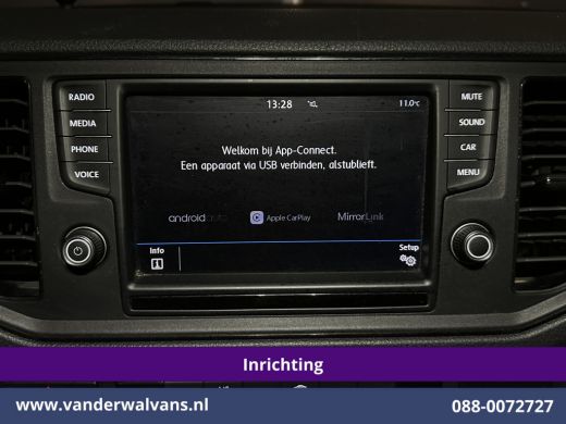 Volkswagen Crafter 2.0 TDI 141pk L3H3 L2H2 Inrichting Euro6 Airco | Camera | Apple Carplay | 3000kg Trekhaak | Cruis... ActivLease financial lease