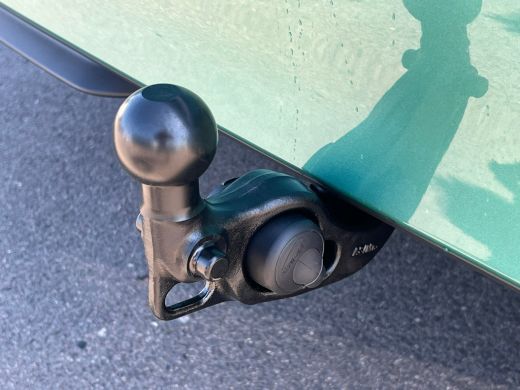 Volkswagen ID. Buzz Pro Bulli 86 kWh LWB 7p. | 7 Persoons | Glazen dak | Trekhaak | IQ-Light | Camera | Voorraad ActivLease financial lease