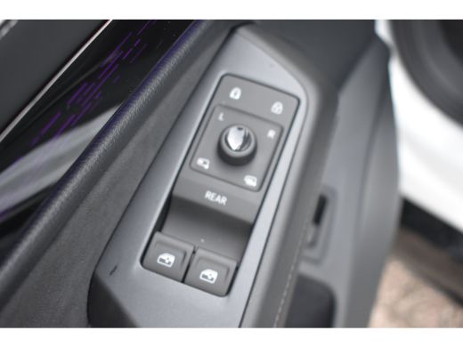 Volkswagen ID.7 Pro Limited Edition 77 kWh 286PK | TREKHAAK | 360 CAM. | MEMORY | HEAD-UP | STOEL+STUURVERW. | AD... ActivLease financial lease