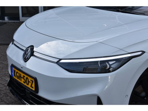 Volkswagen ID.7 Pro Limited Edition 77 kWh 286PK | TREKHAAK | 360 CAM. | MEMORY | HEAD-UP | STOEL+STUURVERW. | AD... ActivLease financial lease