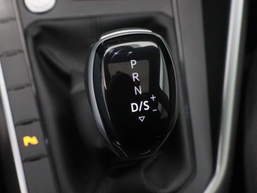 Volkswagen Taigo 1.0 TSi 110 Pk Automaat Life Business | Panorama dak | Adaptive cruise | Stoelverwarming | Trekha... ActivLease financial lease