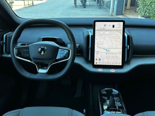 Volvo  EX30 Twin Motor Performance Ultra 69 kWh | Pine interieur! | Pano | Memory | Climate pack | 360 camera... ActivLease financial lease