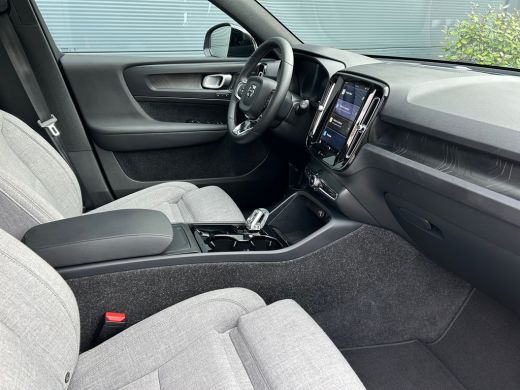 Volvo  EX40 Single Motor Extended Range Ultra 82 kWh | Wool Blend! | Trekhaak | 20" velg | 360 camera | Pano ... ActivLease financial lease